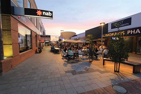 Eaton Mall in Oakleigh