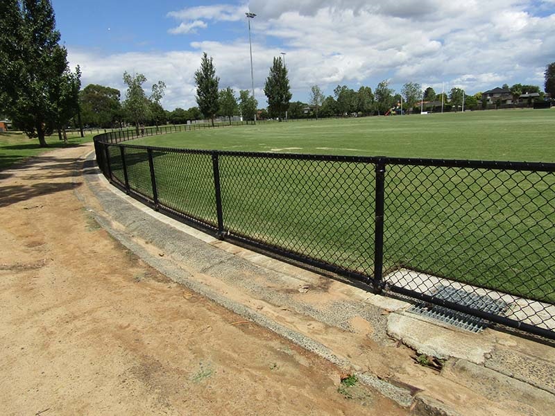 Sportsfield fence