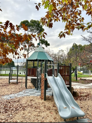 Herriotts Boulevard Reserve upgraded playspace