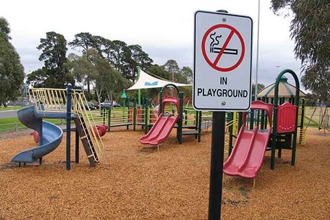 No smoking in playground sign