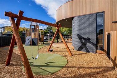 Oakleigh South Child and Family Hub playground