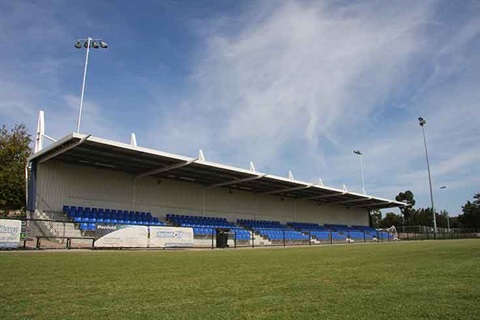 This reserve is home to the Oakleigh Cannons Football Club and the Chisholm United Football Club